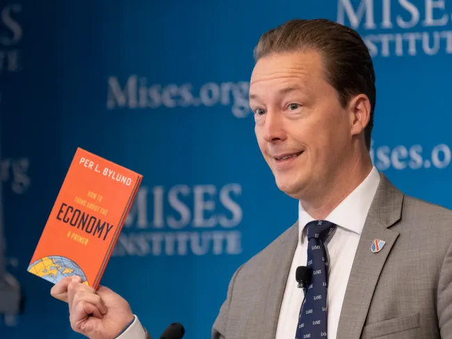 Per Bylund at Mises University 2024